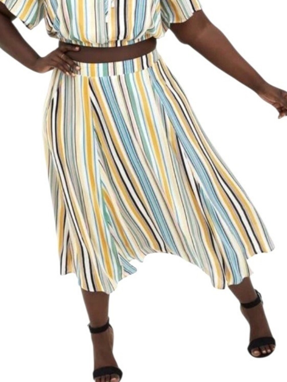 Torrid Multicolor Flared Skirt